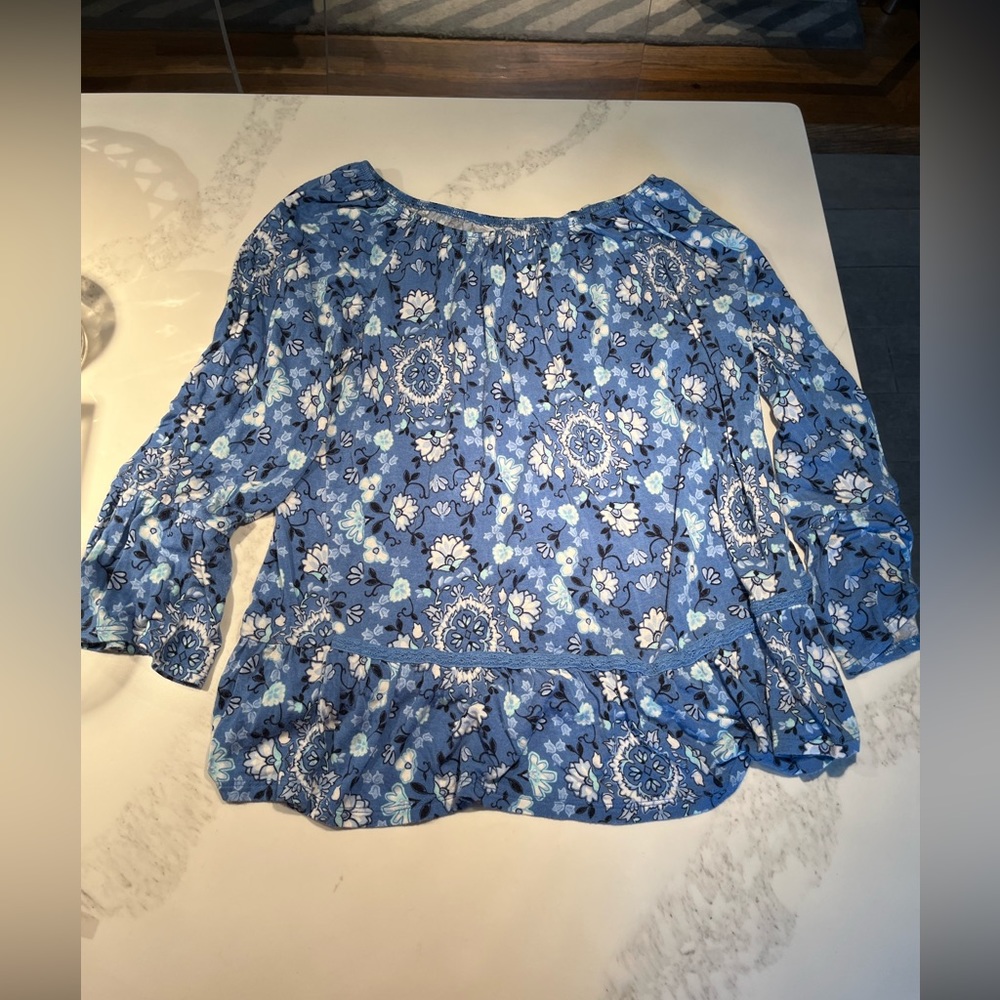 Guc justice blue flowery shirt size 14